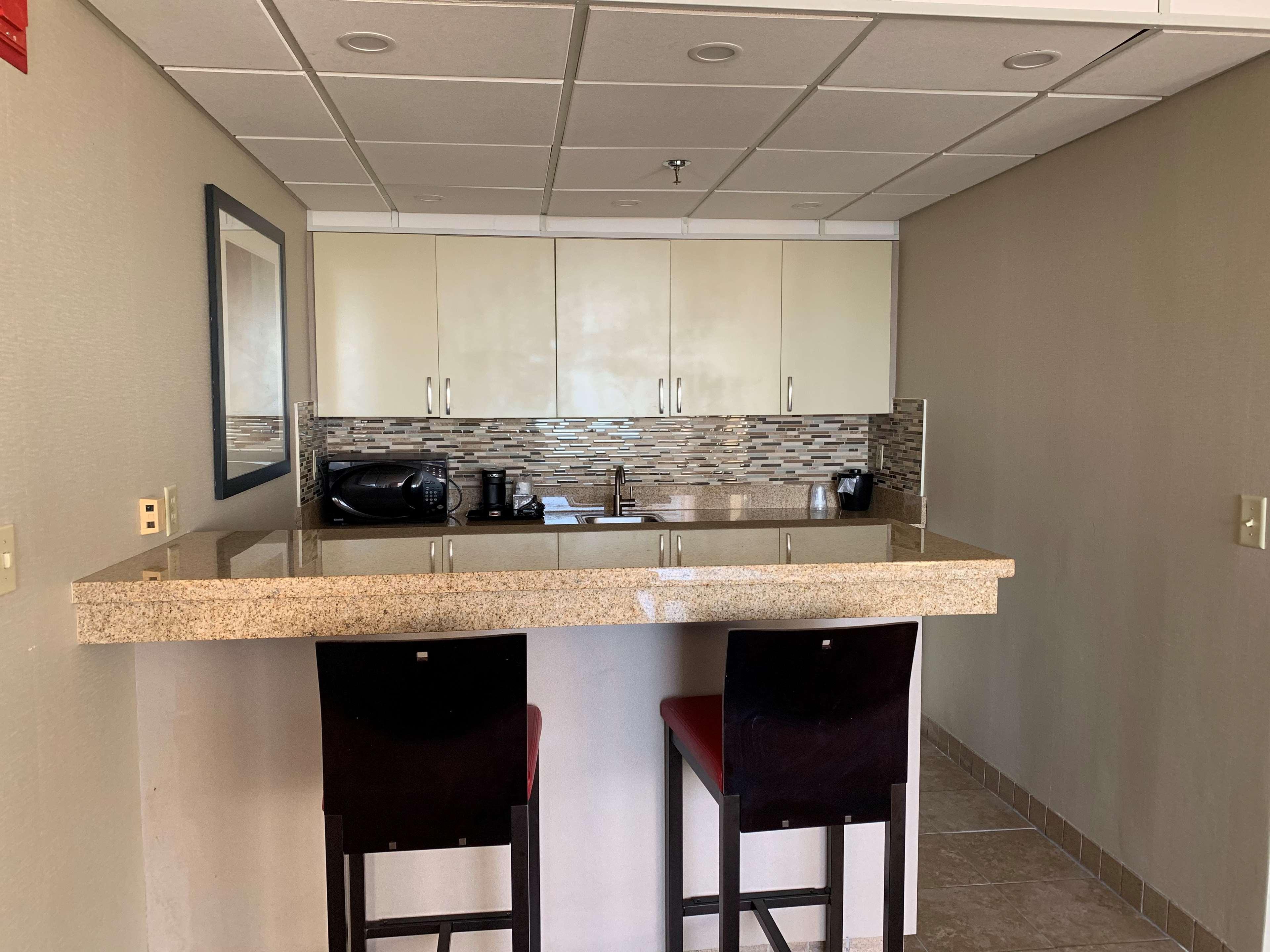 Best Western Executive Hotel New Haven-West Haven Eksteriør bilde